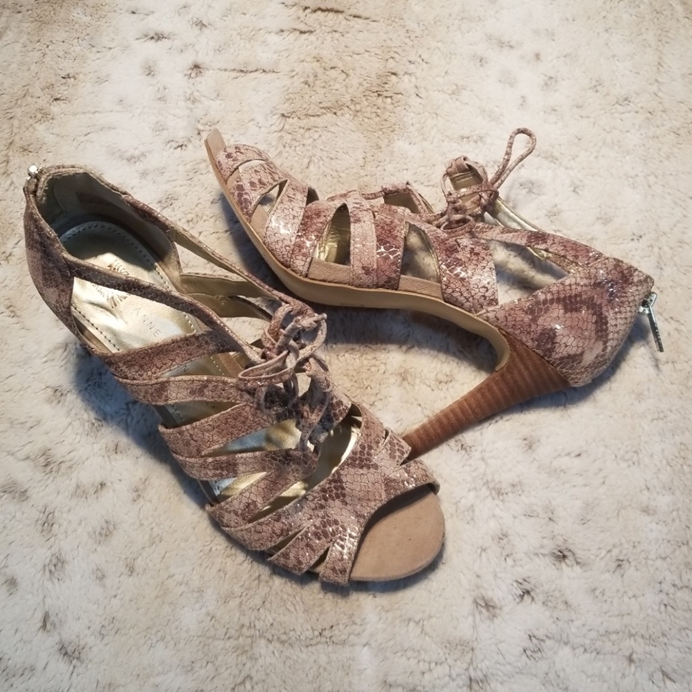 Anne Klein Snake Skin Heeled Sandals Size 8